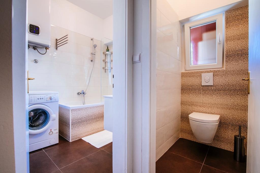 Golden Bridge Apartment With Private Parking زادار الغرفة الصورة